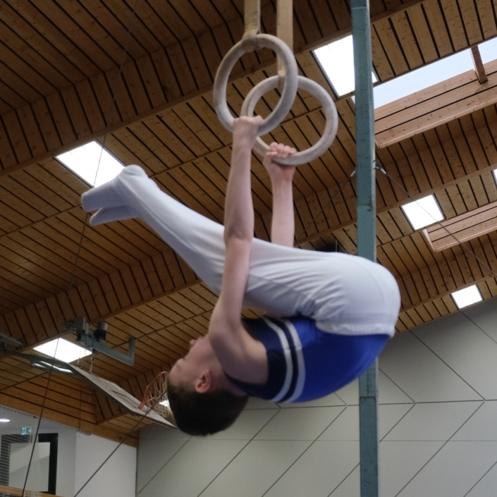 Henry Pomp an den Ringen